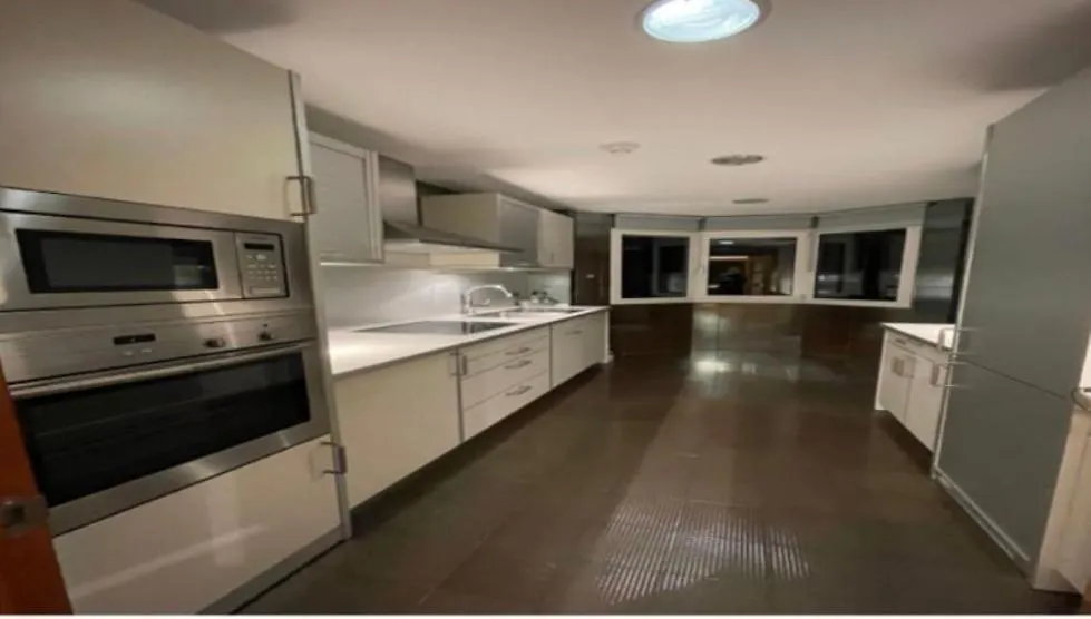 Embrujo De Banus - Spacious 2 Bedroom Apartment Steps Away From Beach Marbella 0*,  Hiszpania